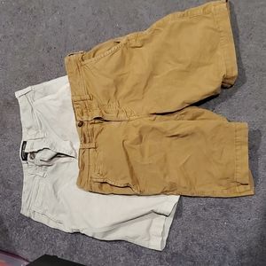 American eagle shorts waist 28